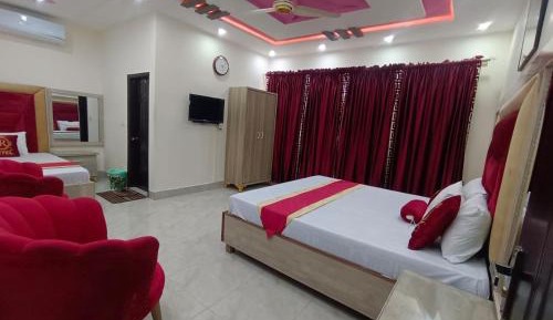 Deluxe Double or Twin Room