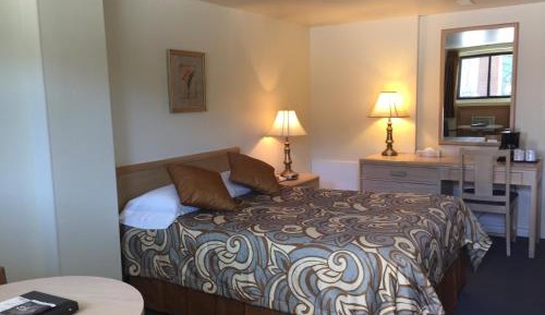Standard Room with One Double Bed