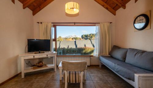 Apartment with Mountain View