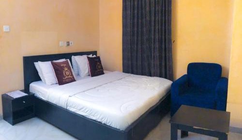 Single Room with Private Bathroom