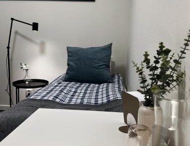 Single Room with Shared Bathroom