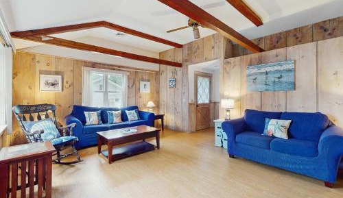 Four bedroom holiday home 