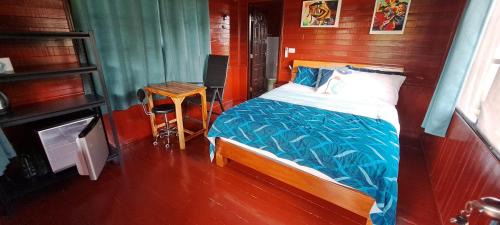 One-Bedroom Bungalow
