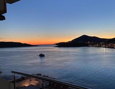 Two-Bedroom Apartment with Terrace and Sea View