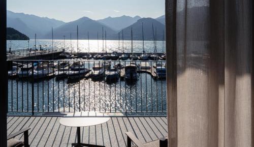 Superior Room with Lake View