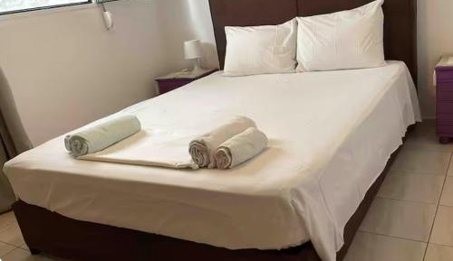 Apartment with Garden View