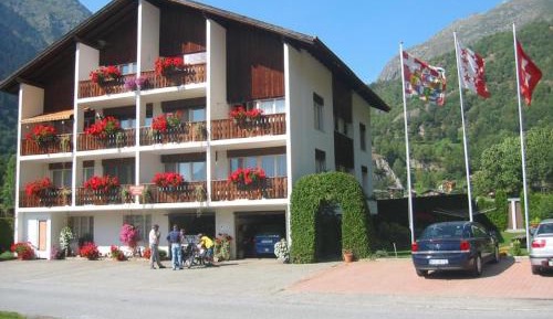 Two-Bedroom Apartment with Balcony