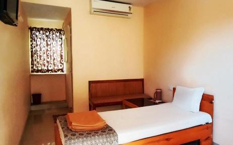 Standard Single Room with Shower