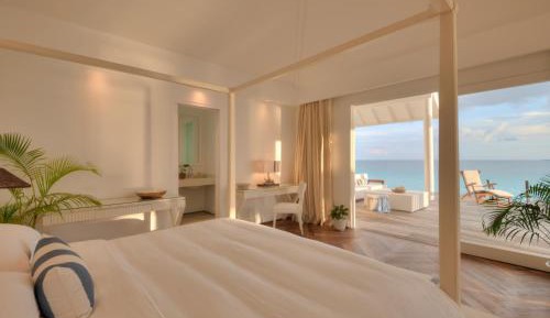 One-Bedroom Overwater Villa