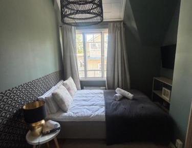 Small Single Room