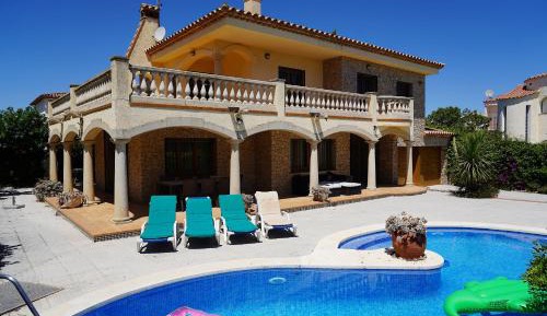 Villa with Private Pool