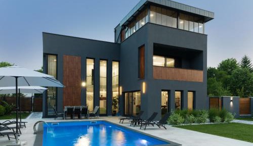 Deluxe Villa