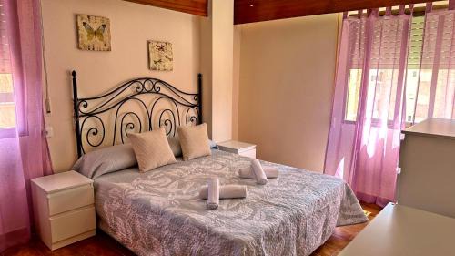 Three-Bedroom Deluxe Apartment