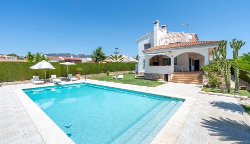 Villa with Sea View