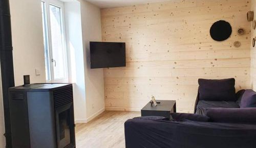 Three-Bedroom Premium Apartment with Balcony