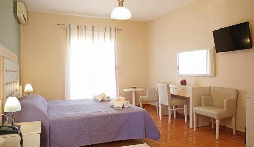 Twin Room with Sea View