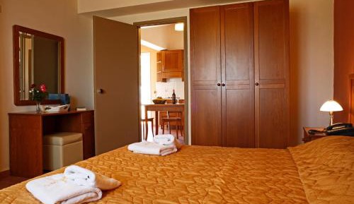 Two bedroom apartment with Sea view