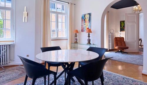 Two-Bedroom Deluxe Apartment with Balcony