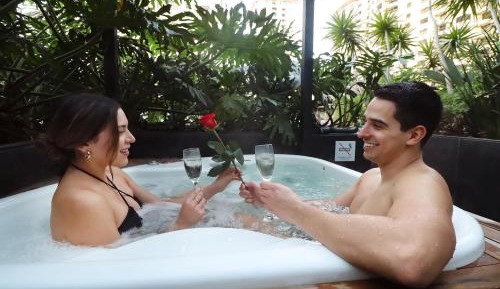 Jacuzzi Pool Garden Double