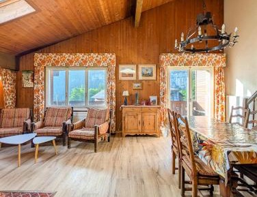 Apartment with View and Balcony