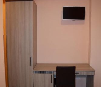Single Room with Private Bathroom