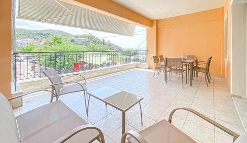Three-Bedroom Apartment with Water View
