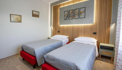 Double or Twin Room with Private Bathroom