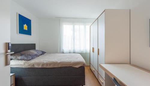Single Room with Shared Bathroom
