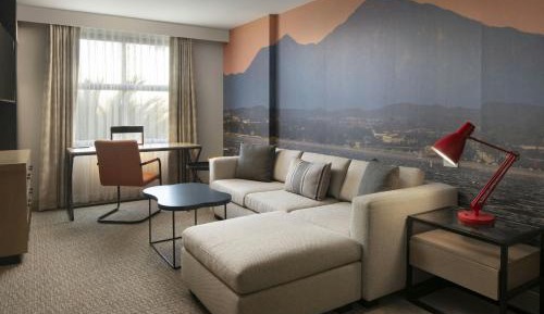 One-Bedroom Suite with Sofa Bed