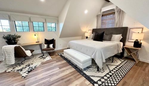 Suite with River View