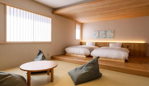 Japanese-Western style room with indoor hot spring bath "Yukaze"