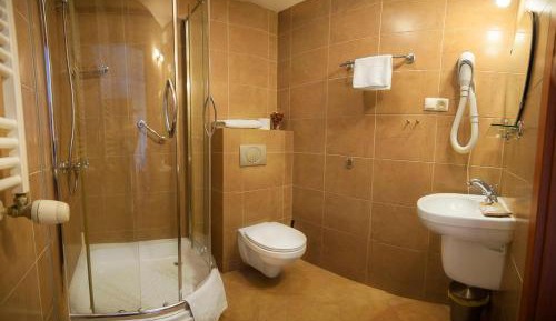 Standard Single Room with Shower