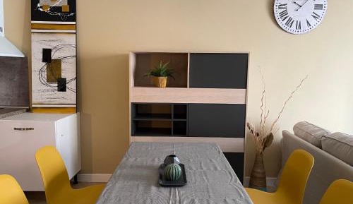 Two-Bedroom Deluxe Apartment