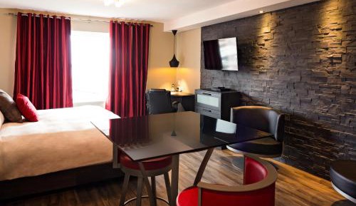 Superior King Room
