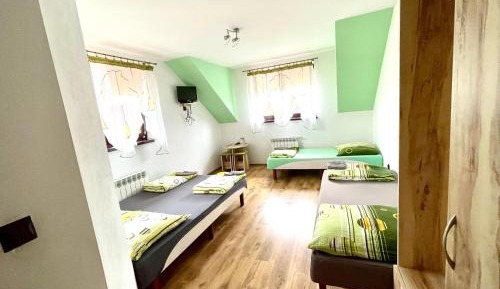 Quadruple Room with Private Bathroom