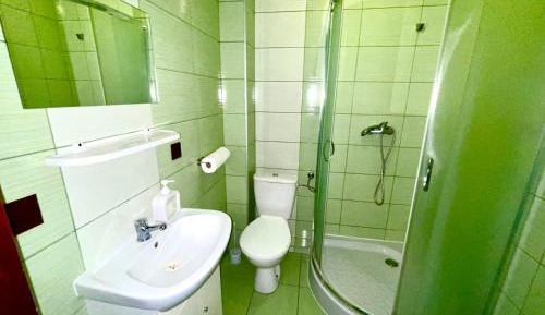 Twin Room with Private Bathroom