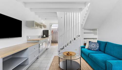 One-bedroom Loft Apartment 