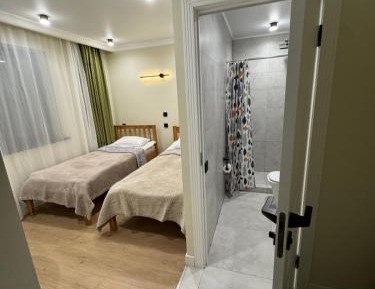 Twin Room with Private Bathroom