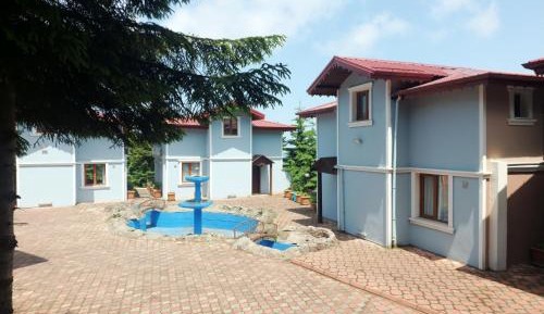 Deluxe Villa