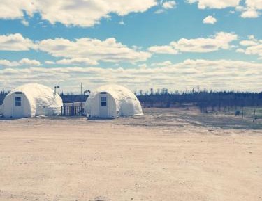 Igloo (2 Adults)
