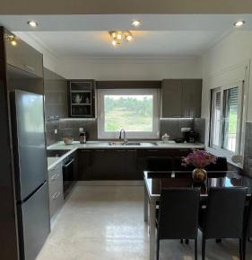 Two-Bedroom Deluxe Apartment with Balcony