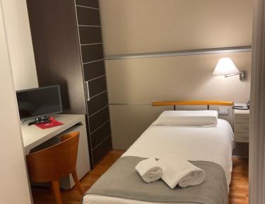 Single Room with Private Bathroom