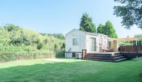 Villa with Garden View