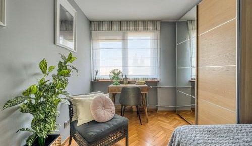Two-Bedroom Apartment with City View