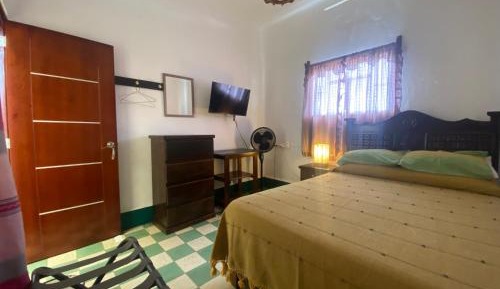Standard Double Room with Shared Bathroom