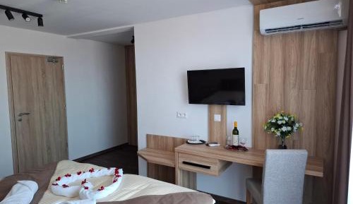 Deluxe Double or Twin Room with Balcony