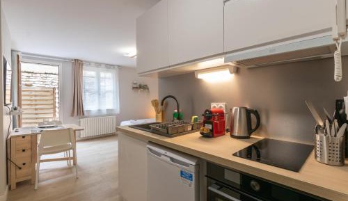 Studio Apartment