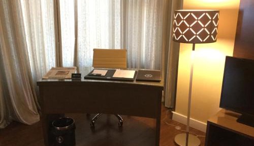 Deluxe Suite with Spa Bath