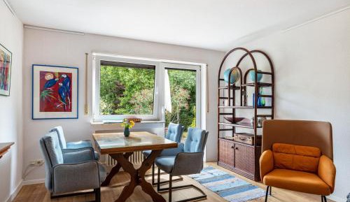 Superior One-Bedroom Apartment