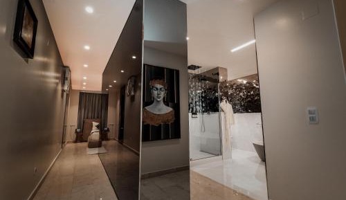 Presidential Suite